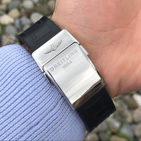 MINT CONDITION BREITLING COLT Men's Wrist Watch - Picture 3 of 8